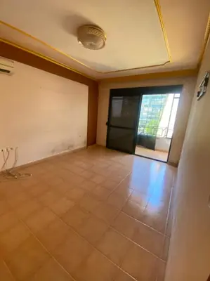 Appartamento 2+1 in affitto a Rruga Naim Frashëri, Tirana, 105 m². Foto 3 di 5