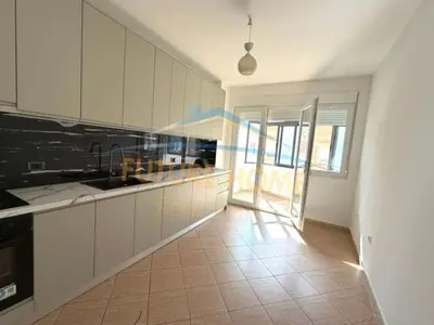 Apartament 2+1 në shitje në Bulevardi i Ri, Tiranë, 126 m². Foto 2 nga 6