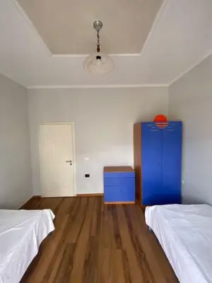 Shtëpi private 3+1 me qera në Sauk, Tiranë, 135 m². Foto 6 nga 11