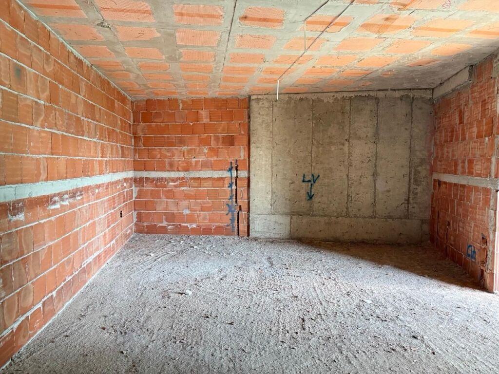 Apartment 1+1 for sale in Rruga Siri Kodra, Tirana, 69 m². Photo 3 of 3