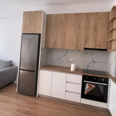 Apartament 1+1 me qera në Astir, Tiranë, 70 m². Foto 2 nga 4