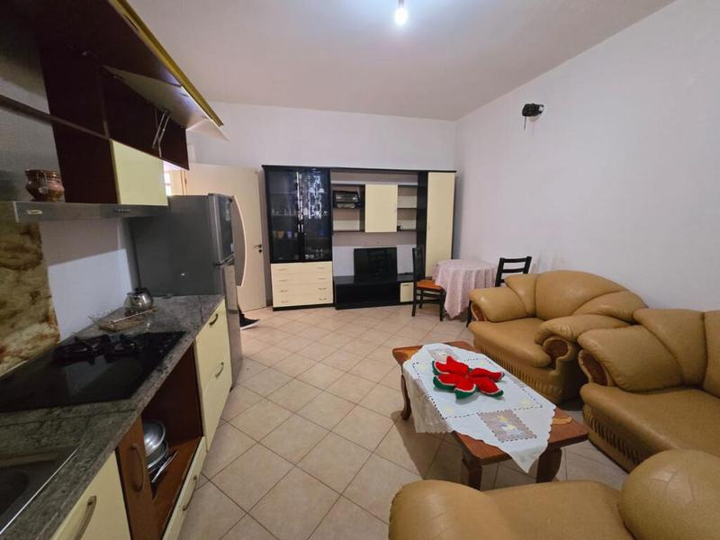 Villa in affitto a Shenavlash, Durazzo, 120 m². Foto 3 di 8