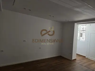 Studio for sale in Selvia, Tirana, 30 m². Photo 8 of 9