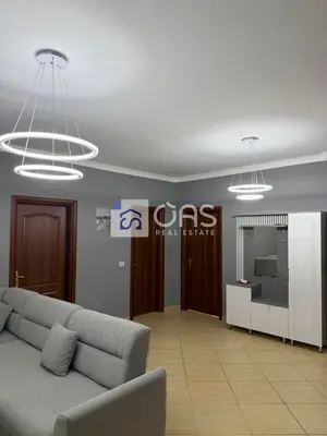 Apartament 2+1 me qera në Kodra e Diellit, Tiranë, 108 m². Foto 2 nga 12