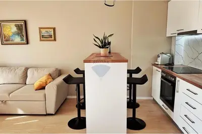 Apartament 1+1 me qera në Rruga Mihal Grameno, Tiranë, 69 m². Foto 2 nga 3