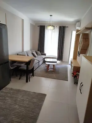 Apartament 1+1 me qera në Univers City, Tiranë, 70 m². Foto 2 nga 6