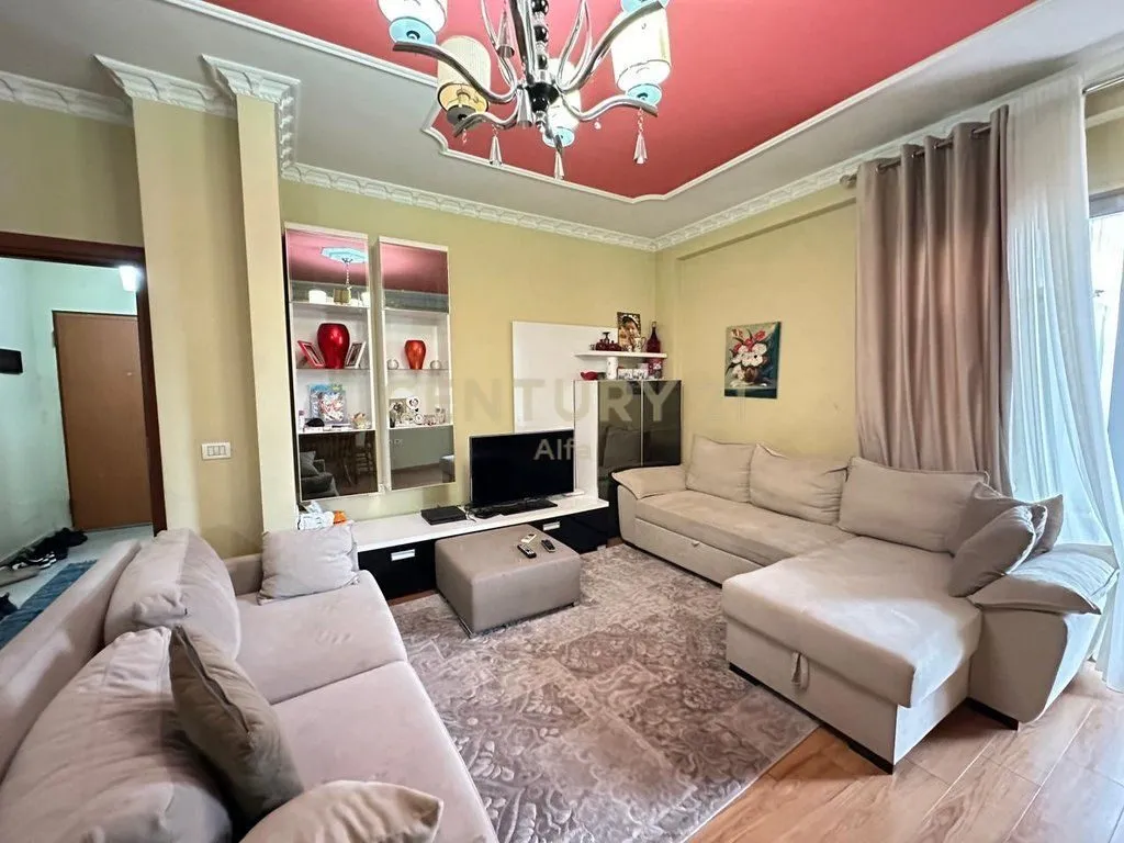 Apartament 2+1 në shitje në Pazari i Ri, Tiranë, 105 m². Foto 1 nga 8