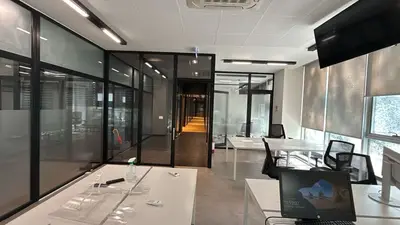 Zyrë me qera në Rruga Themistokli Gërmenji, Tiranë, 600 m². Foto 9 nga 9