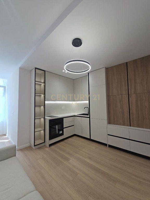 Apartament në shitje në Komuna e Parisit, Tiranë, 40 m². Foto 2 nga 9
