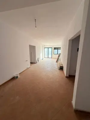 Apartament 2+1 në shitje në Kristal Center, Tiranë, 127 m². Foto 3 nga 7
