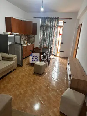 Apartament 1+1 me qera në Astir, Tiranë, 70 m². Foto 2 nga 7