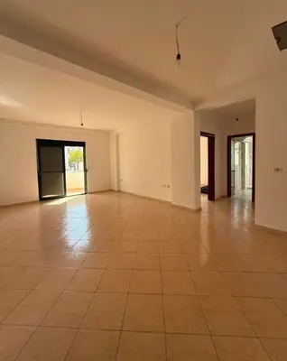 Apartament 2+1 në shitje në Plazh, Durrës, 95 m². Foto 6 nga 8
