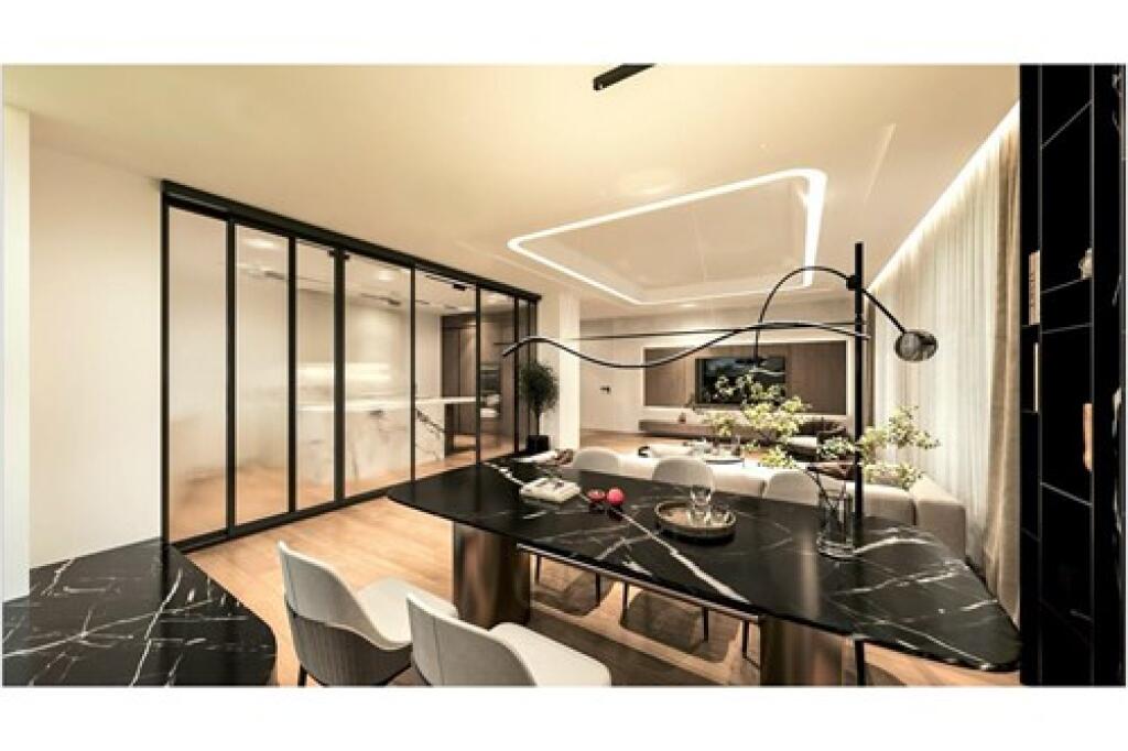 Apartment 3+1 for sale in Liqeni i Thatë, Tirana, 364 m². Photo 1 of 3