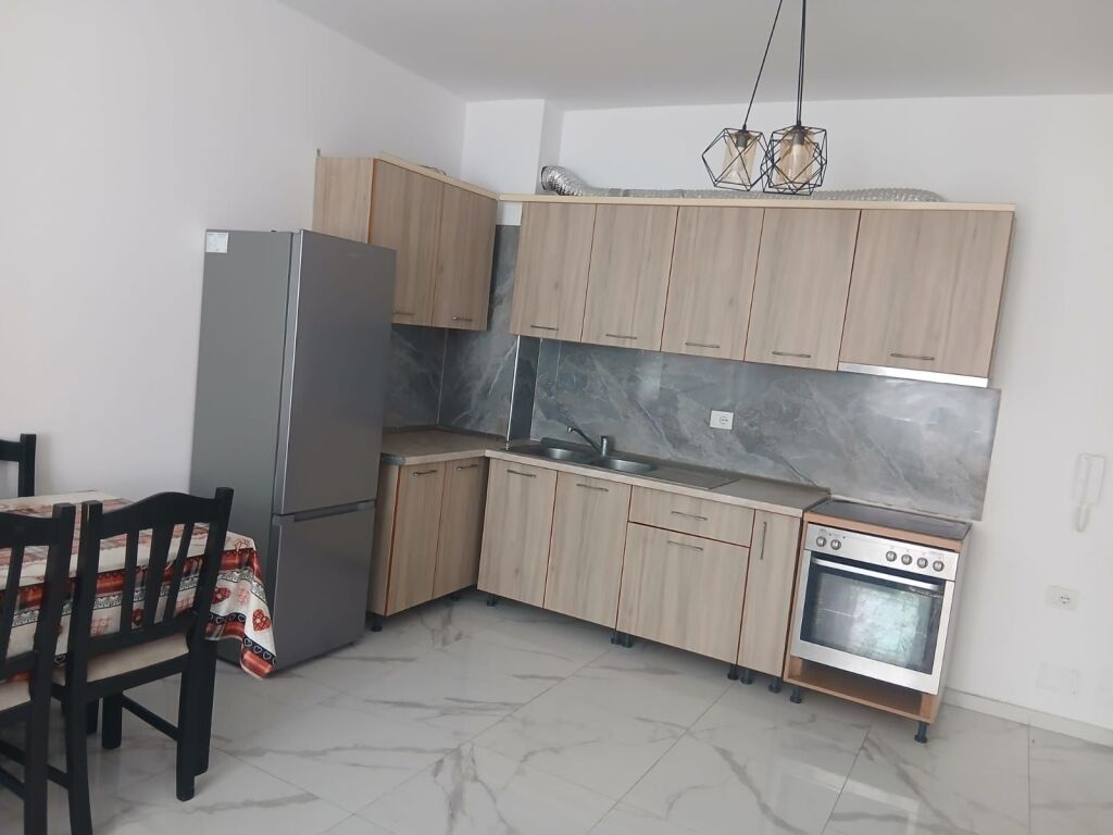Apartment 1+1 for rent in Kamëz, 65 m². Photo 1 of 3