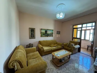 Apartment 1+1 for sale in Stacioni i Trenit, Durrës, 62 m². Photo 2 of 8