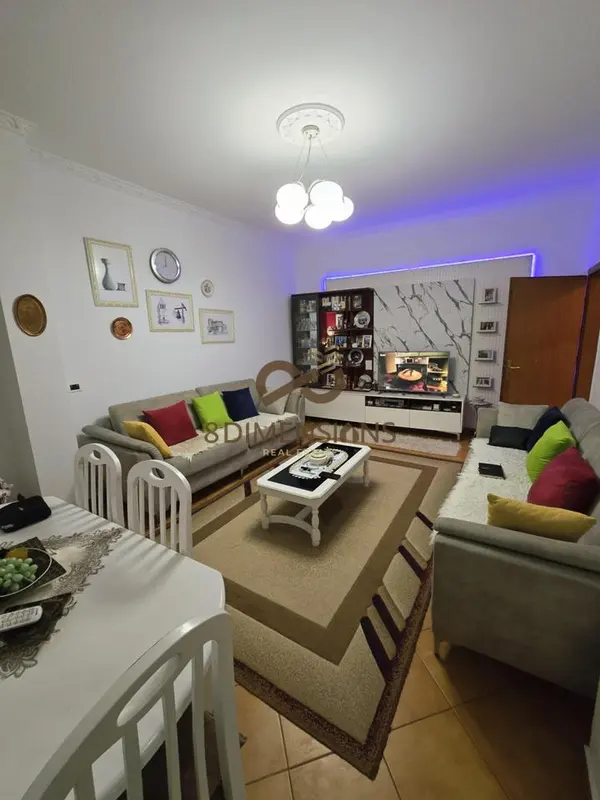 Appartamento 2+1 in vendita a Rruga Jorgo Plaku, Tirana, 92 m²