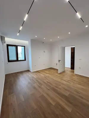 Apartament 2+1 në shitje në Tirana e Re, Tiranë, 86 m². Foto 2 nga 9