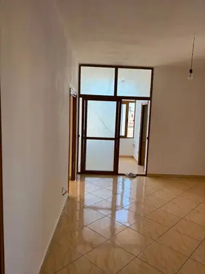 Apartament 3+1 me qera në Rruga Glaukia, Durrës, 165 m². Foto 11 nga 12