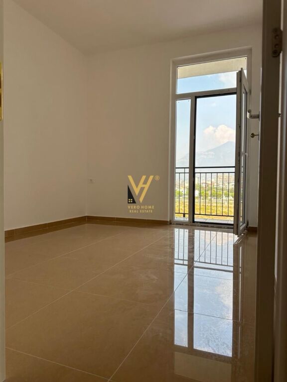 Zyrë me qera në Bulevardi i Ri, Tiranë, 71 m². Foto 2 nga 3