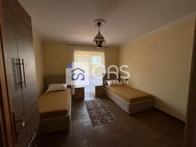 Apartament 3+1 me qera në Xhamlliku, Tiranë, 85 m². Foto 4 nga 5
