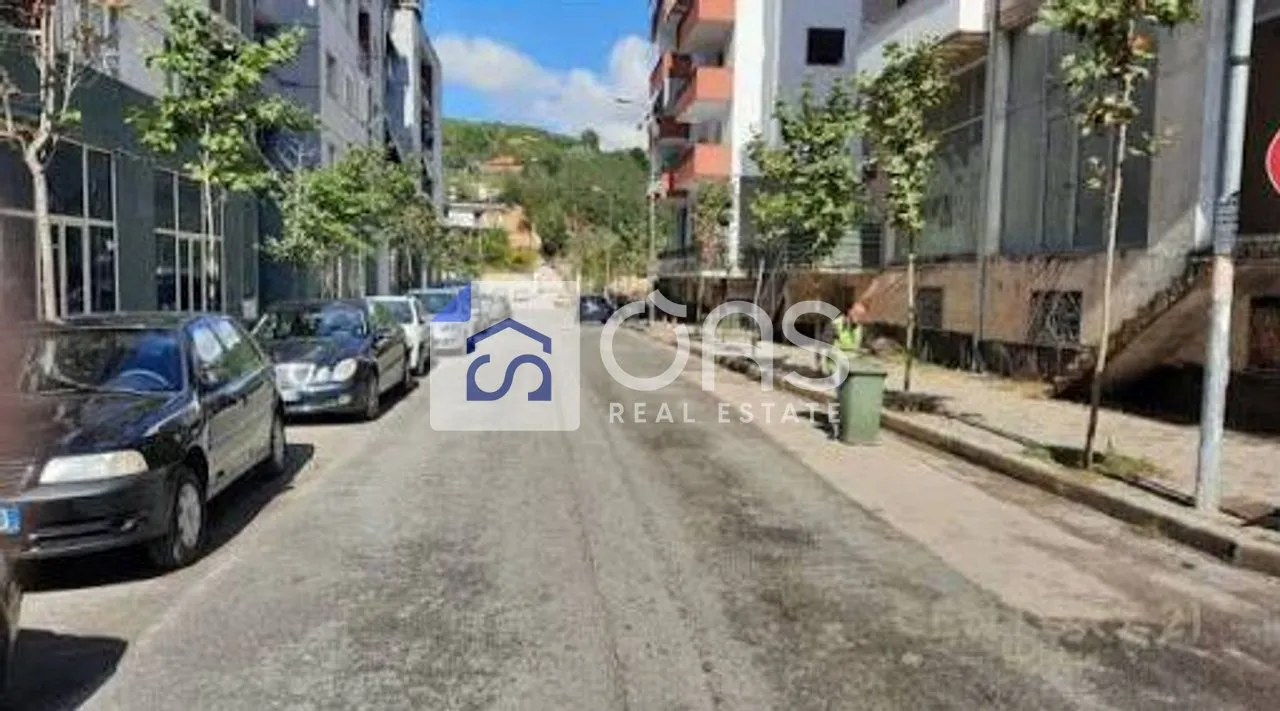 Apartament 2+1 në shitje në Fresku, Tiranë, 55 m². Foto 1 nga 3