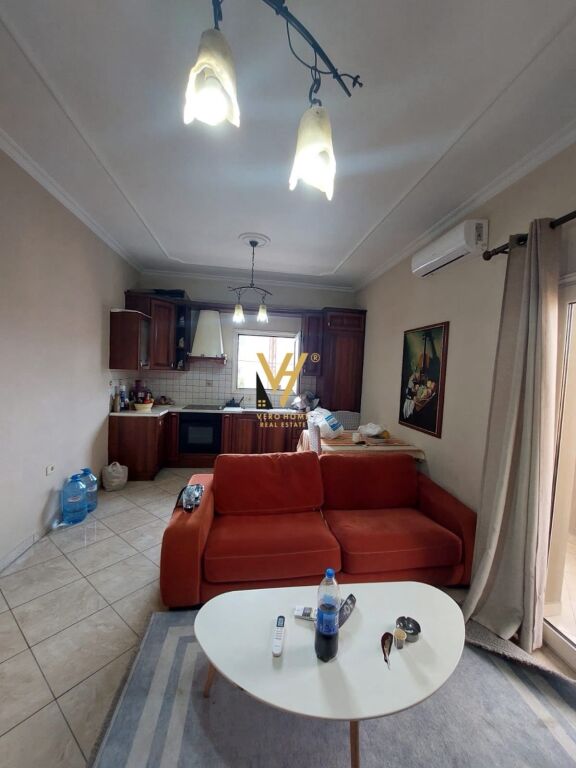 Apartament 1+1 me qera në Selitë, Tiranë, 60 m². Foto 2 nga 3