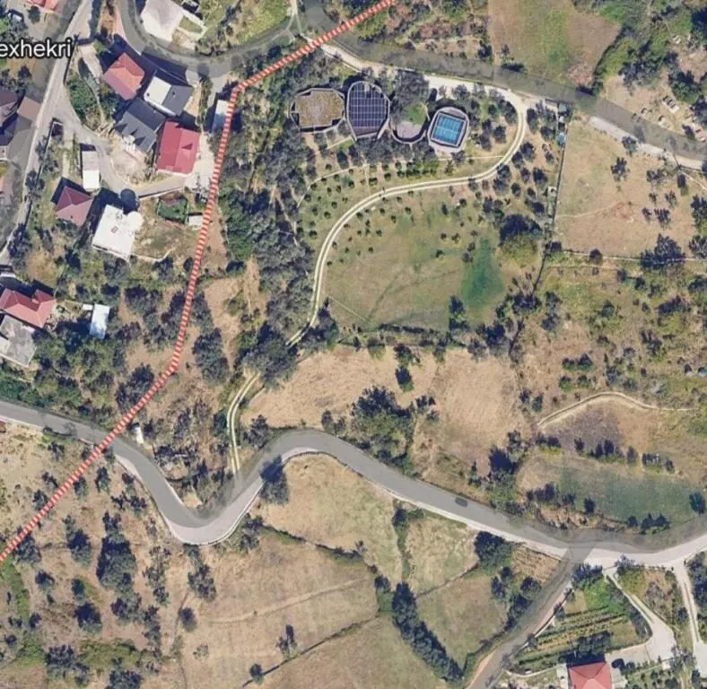Land for sale in Surrel, Tirana, 1,200 m². Photo 1 of 1