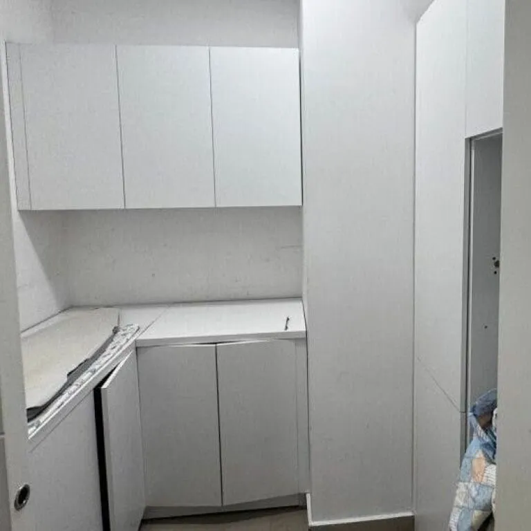 Apartament 3+1 me qera nĂ« Stadiumi Dinamo, TiranĂ«, 135 mÂČ. Foto 1 nga 4
