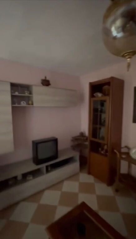 Apartament 2+1 në shitje në Materniteti i Ri, Tiranë, 68 m²