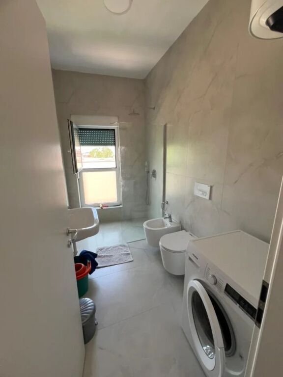 Apartment 1+1 for rent in Ali Demi, Tirana, 65 m². Photo 3 of 3