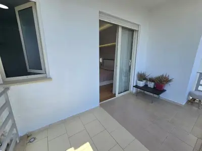 Apartament 2+1 në shitje në Liqeni i Thatë, Tiranë, 96 m². Foto 8 nga 12