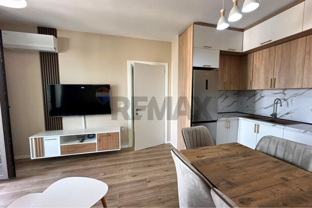 Apartment for rent in Rruga Dritan Hoxha, Tirana, 83 m². Photo 2 of 3
