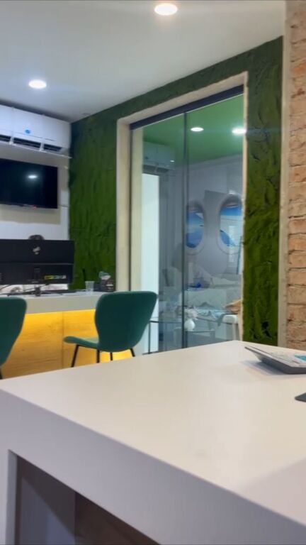 Commercial space for sale in Rruga Muhamet Gjollesha, Tirana, 60 m². Photo 1 of 3