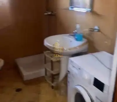 Appartamento 1+1 in affitto a Kinostudio, Tirana, 65 m². Foto 6 di 6