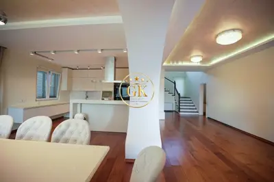 Vilë në shitje në Rrashbull, Durrës, 340 m². Foto 4 nga 12