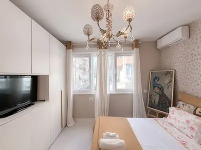 Apartament 2+1 në shitje në Rruga Shyqyri Brari 9, Tiranë, 105 m². Foto 8 nga 12