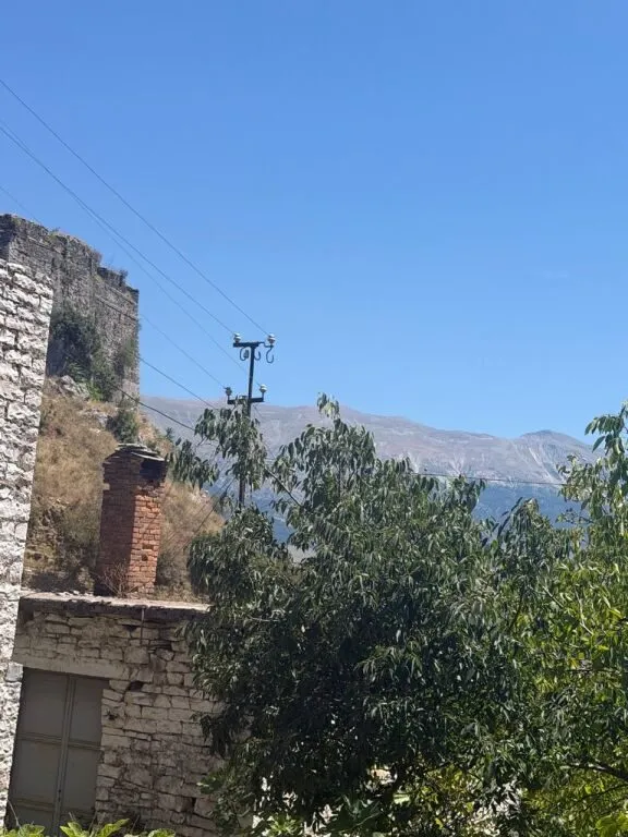 Appartamento in vendita a Xhamia Dunavat, Argirocastro, 70 m². Foto 1 di 1