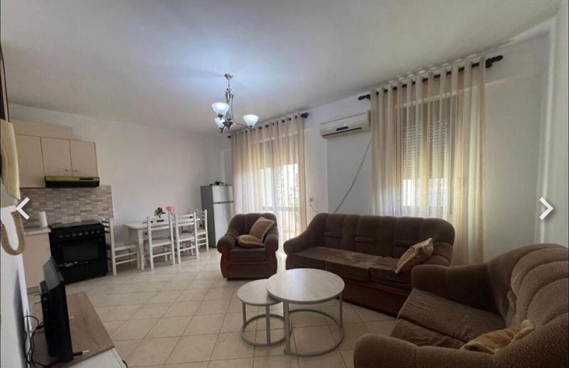 Appartamento 2+1 in affitto a Rruga 5 Maji, Tirana, 100 m²