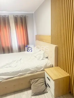 Apartament 1+1 me qera në 5 Maj, Tiranë, 70 m². Foto 4 nga 6