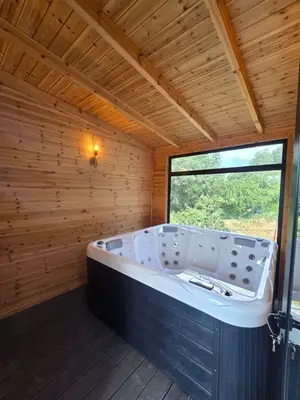 Shtëpi private me qera në Petrelë, Tiranë, 200 m². Foto 2 nga 5