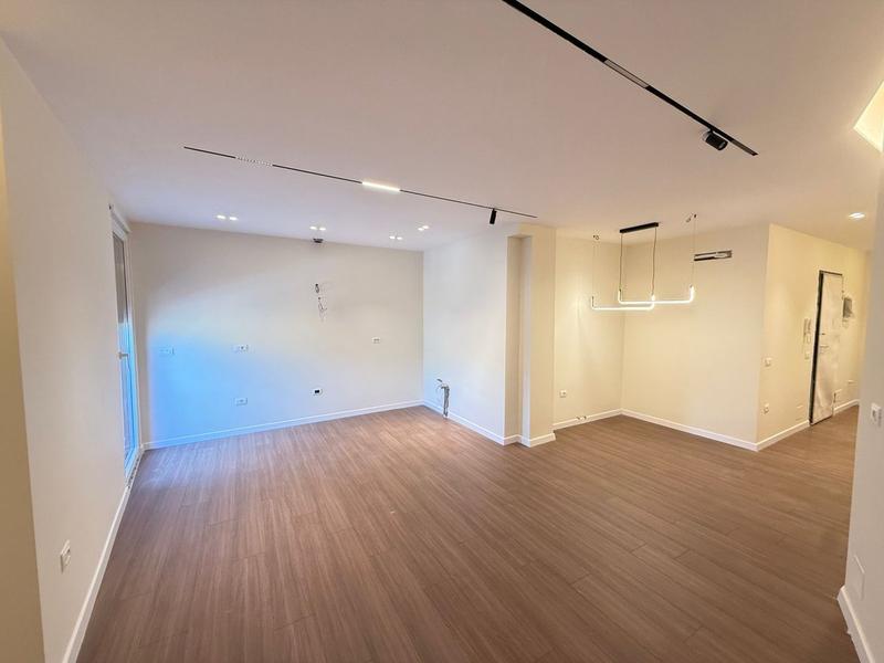Apartament 2+1 në shitje në PRANE RRETHIT TE SHKOZES, Tiranë, 79 m². Foto 4 nga 7