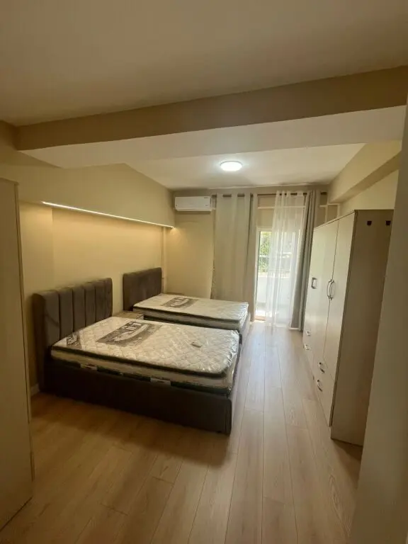 Appartamento 1+1 in affitto ad Inxhinieria e Ndertimit, Tirana, 55 m²