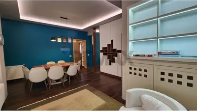 Apartament 2+2 me qera në Rruga Dervish Hima, Tiranë, 140 m². Foto 2 nga 9