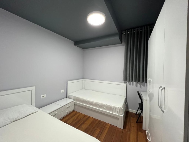 Appartamento 2+1 in affitto a Liqeni i Thatë, Tirana, 90 m². Foto 2 di 8
