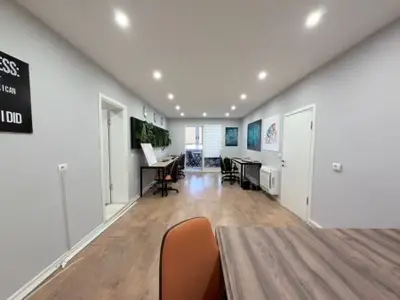 Ufficio in affitto a Rruga e Kavajës, Tirana, 110 m². Foto 8 di 8