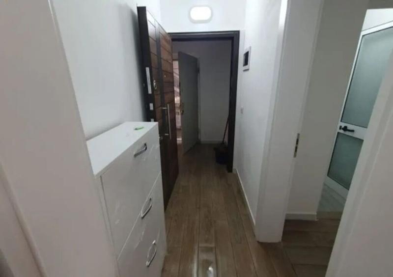 Apartament 1+1 me qera në Ambasada e Republikës Popullore të Kinës, Tiranë, 52 m²