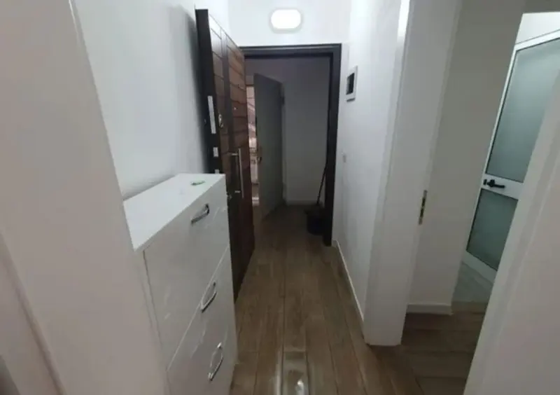 Apartament 1+1 me qera në Ambasada e Republikës Popullore të Kinës, Tiranë, 52 m²