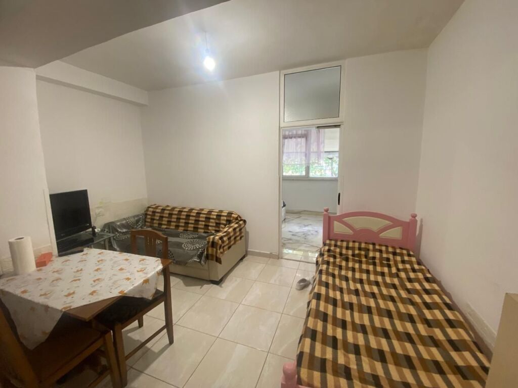 Studio for sale in Rruga Dritan Hoxha, Tirana, 47 m². Photo 2 of 3