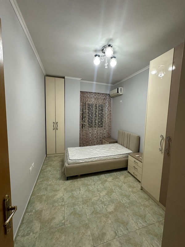 Apartment 3+1 for rent in Yzberisht, Tirana, 100 m². Photo 4 of 6