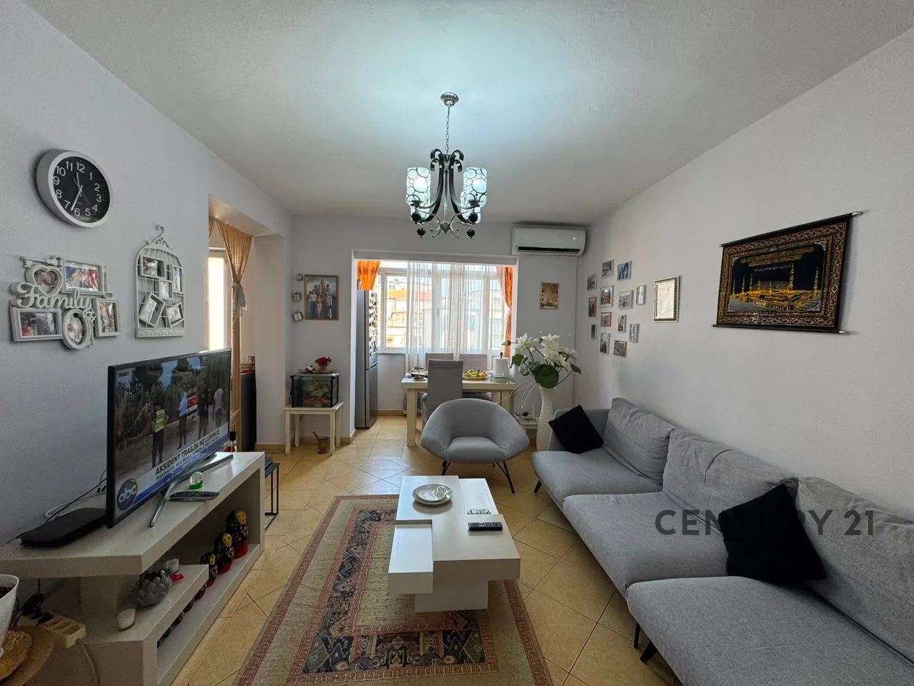 Apartament 3+1 në shitje në Shkolla e Baletit, Tiranë, 97 m². Foto 1 nga 12